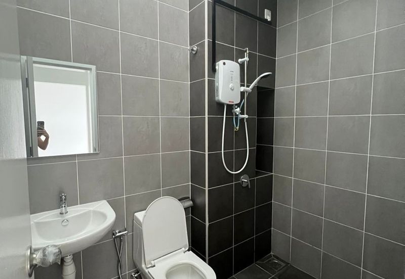 Reef Of Tropics, Setia Eco Glades