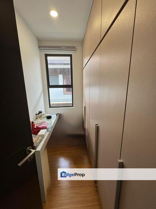 NON BUMI FULLY FURNISHED FOR SALE, Selangor, Cyberjaya