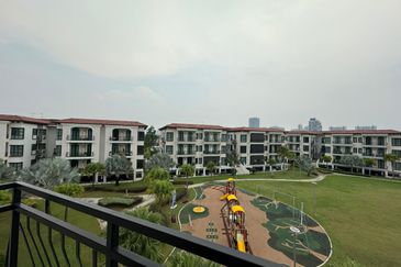 Isle of Kamares, Setia Eco Glades