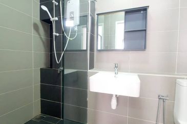 Reef Of Tropics, Setia Eco Glades