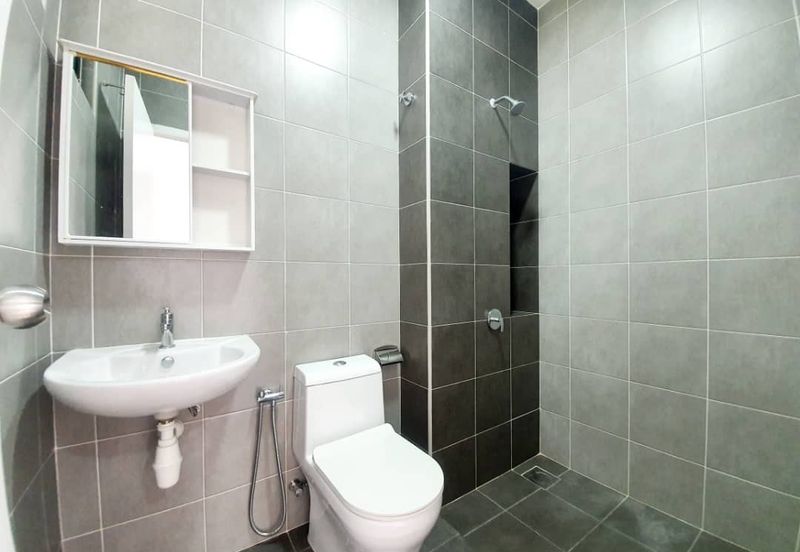 Reef Of Tropics, Setia Eco Glades