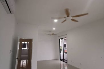 Reef Of Tropics, Setia Eco Glades