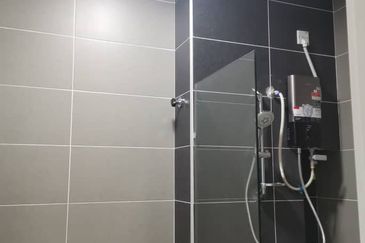 Reef Of Tropics, Setia Eco Glades