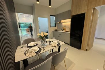 5mins away from IOI Mall