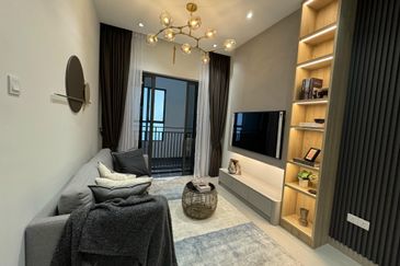 5mins away from IOI Mall