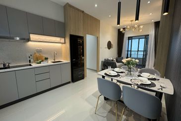 5mins away from IOI Mall