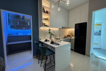 5mins away from IOI Mall