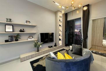 5mins away from IOI Mall