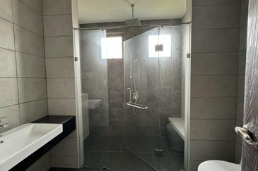 Jewels of Grasmere, Setia Marina