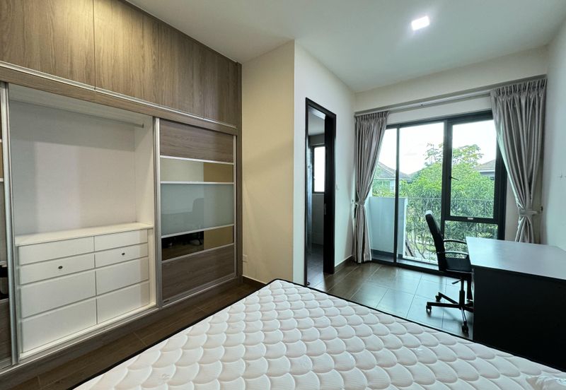 Charms of Nusantara, Setia Eco Glades