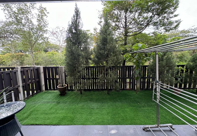 Charms of Nusantara, Setia Eco Glades