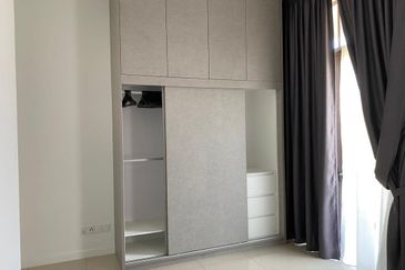 Isle of Kamares, Setia Eco Glades