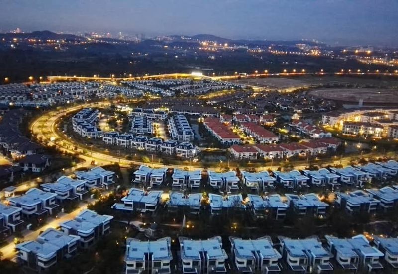 LakeFront Residence Cyberjaya