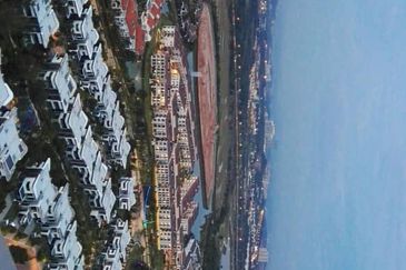 LakeFront Residence Cyberjaya