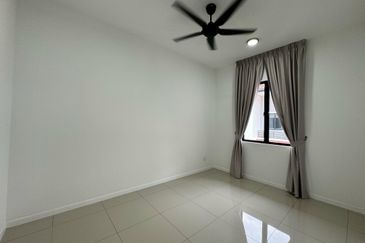 Reef Of Tropics, Setia Eco Glades