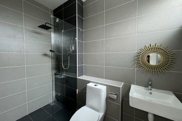 Reef Of Tropics, Setia Eco Glades