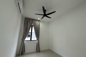 Reef Of Tropics, Setia Eco Glades