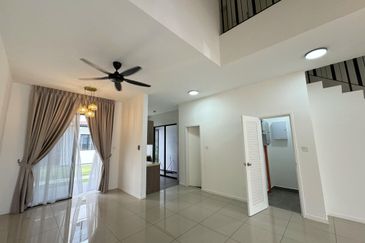 Reef Of Tropics, Setia Eco Glades