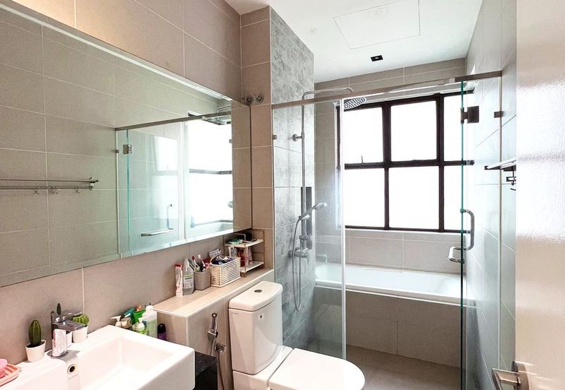 Isle of Kamares, Setia Eco Glades