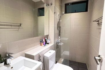 Isle of Kamares, Setia Eco Glades