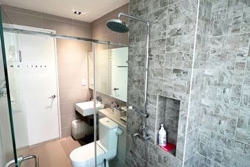 Isle of Kamares, Setia Eco Glades