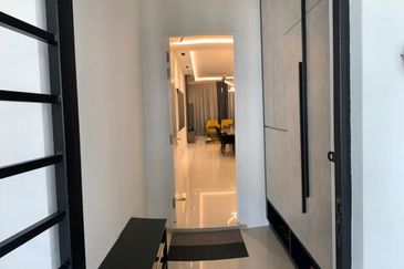 Isle of Kamares, Setia Eco Glades