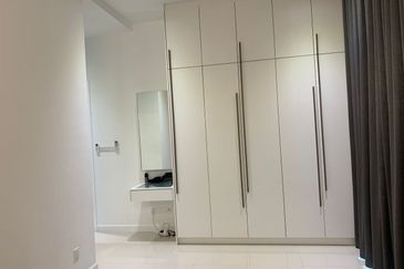 Isle of Kamares, Setia Eco Glades