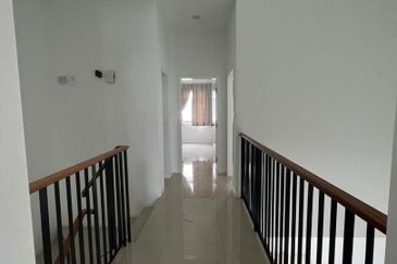 Reef Of Tropics, Setia Eco Glades