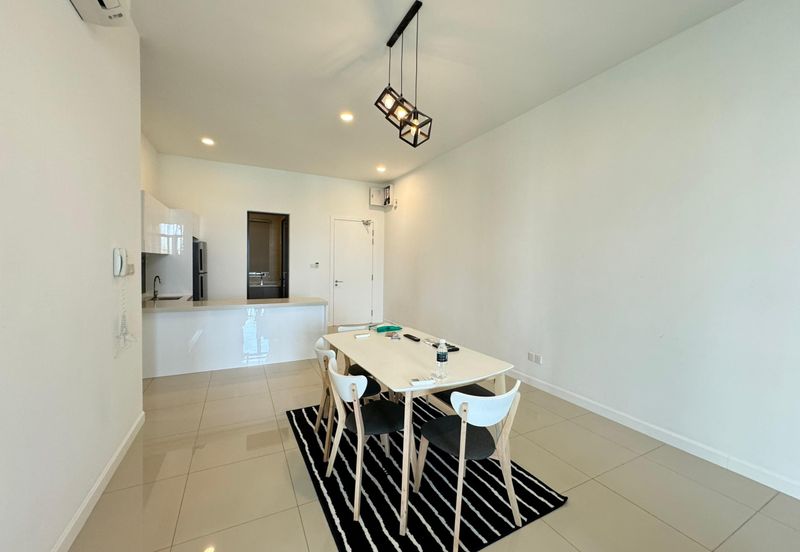 Isle of Kamares, Setia Eco Glades