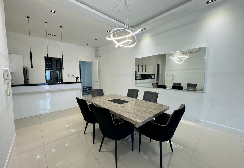 Isle of Kamares, Setia Eco Glades