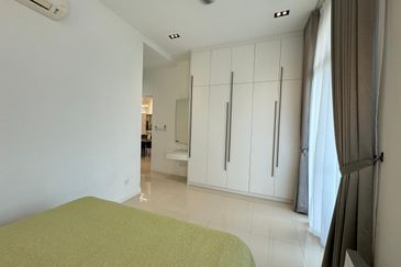 Isle of Kamares, Setia Eco Glades