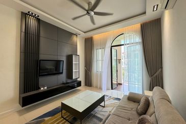 Isle of Kamares, Setia Eco Glades