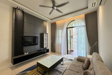 Isle of Kamares, Setia Eco Glades