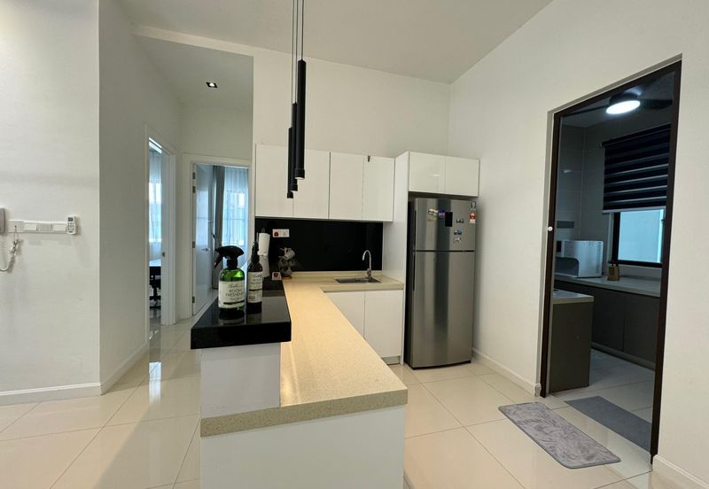 Isle of Kamares, Setia Eco Glades