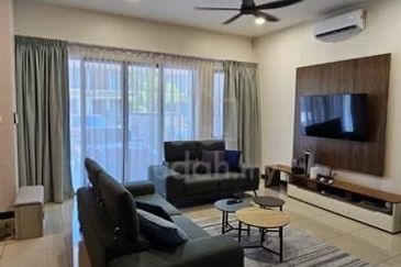 Isle of Botanica, Setia Eco Glades