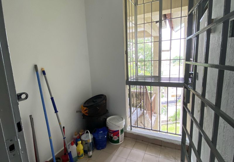 Flat PKNS, Seksyen 7