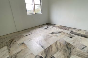 Flat PKNS, Seksyen 7