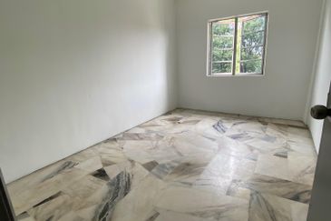 Flat PKNS, Seksyen 7