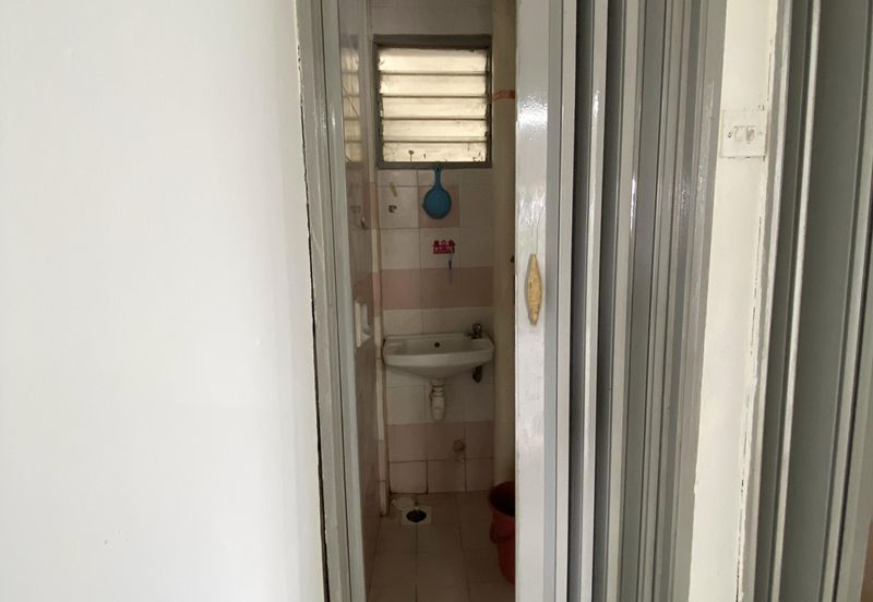 Flat PKNS, Seksyen 7