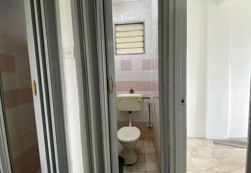 Flat PKNS, Seksyen 7