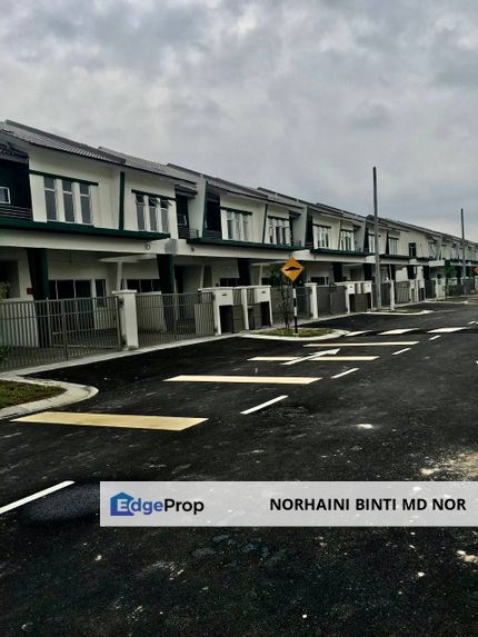 FOR SALE DOUBLE STOREY TERRACE HOUSE IN SEPANG, Selangor, Sepang