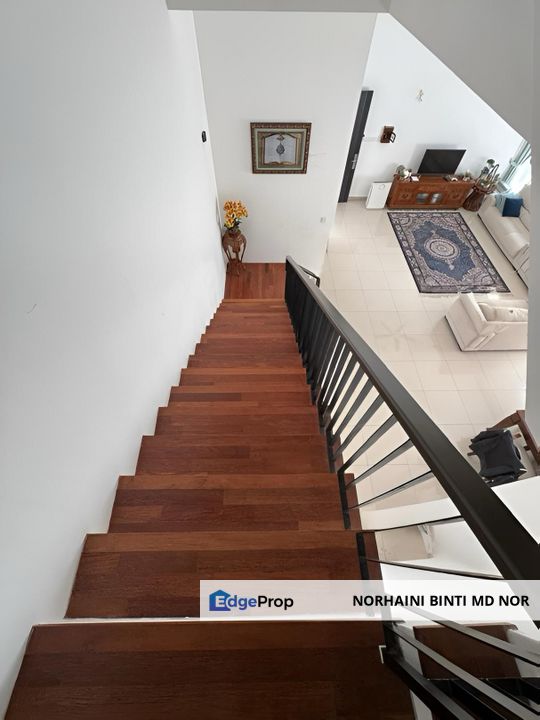 3 Storey Semi D at Broadleaf Residences, Kota Kemuning Shah Alam For Sale. Basic Unti - Prime location, Selangor, Kota Kemuning
