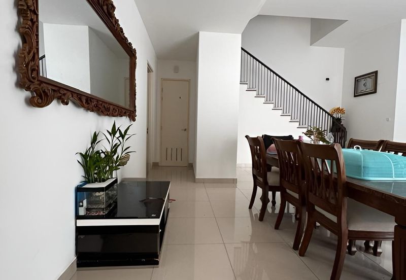 Broadleaf Residences, Hometree