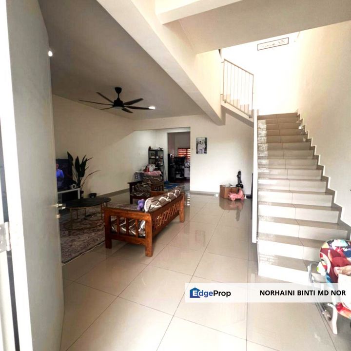 For rent Double Storey Terrace House at Taman Salak Perdana, Fully Furnished, Selangor, Sepang
