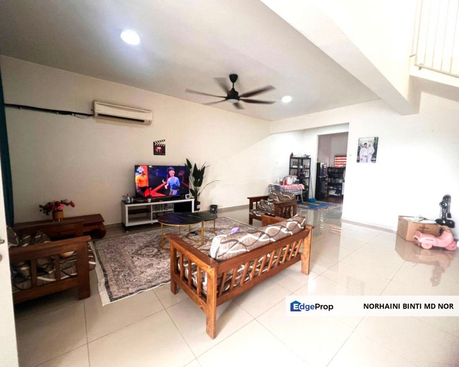 For rent Double Storey Terrace House at Taman Salak Perdana, Fully Furnished, Selangor, Sepang
