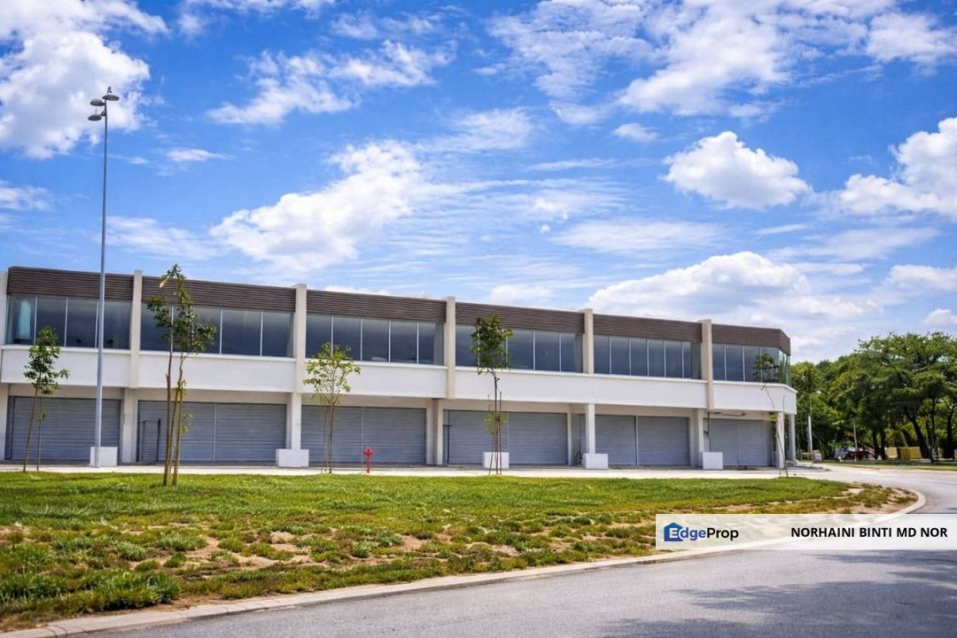 VILLA KESUMA COMMERCIAL SHOPLOT FOR RENT, Selangor, Beranang