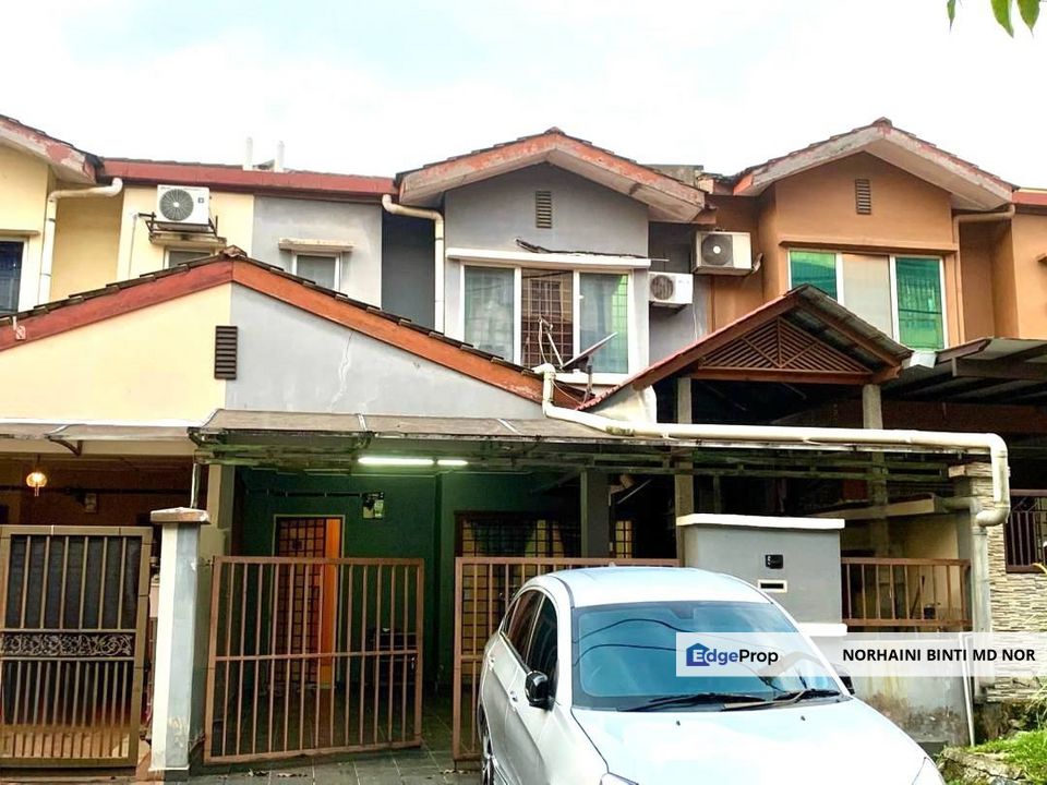 Double Storey Terrace House at Taman Sinaran Cheras Balakong Selangor for sale, Selangor, Balakong