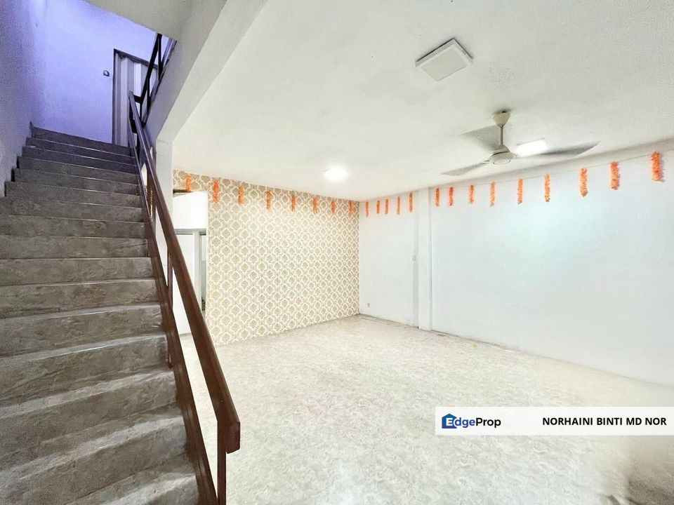 Double Storey Terrace House at Taman Melur Ampang For Sale, Kuala Lumpur, Ampang