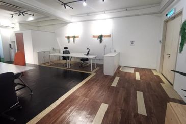 Kenwingston Business Centre