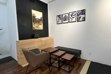 Kenwingston Business Centre